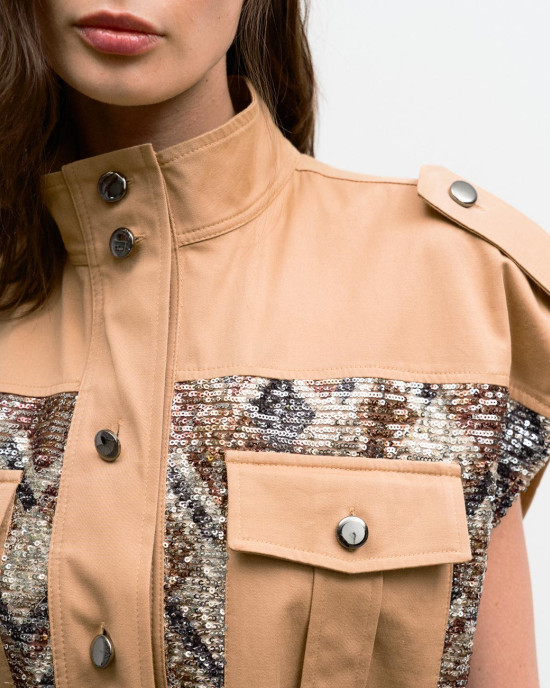 Gilet with sequins