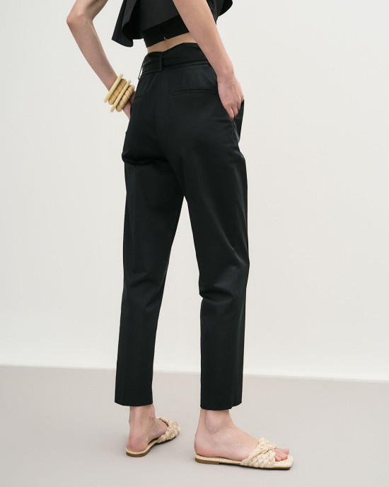 Paperbag pants with belt