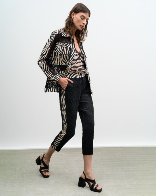 Lace pants with zebra detail