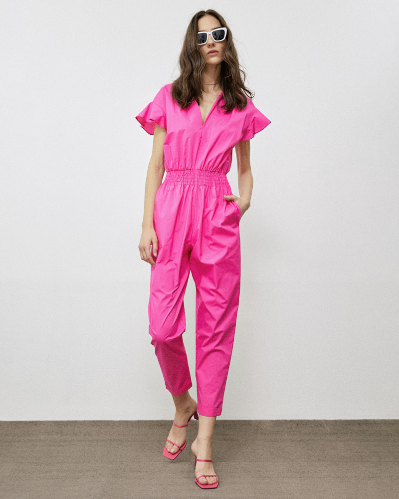 Jumpsuit with ruffles sleeves and V neckline