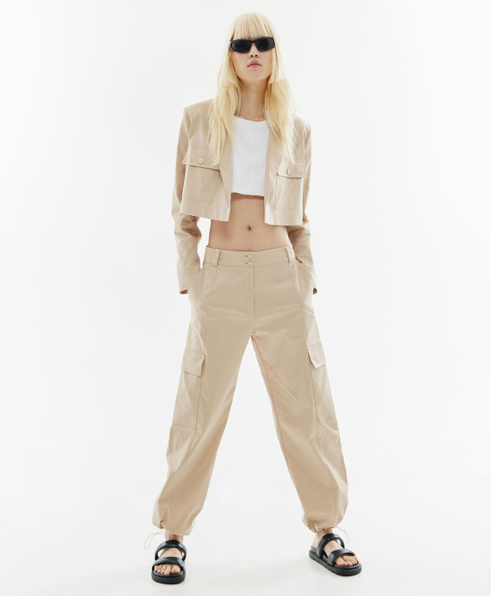 Parachute pants with pockets and elastic