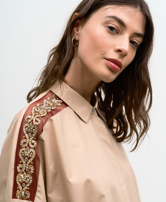 Shirt with embroidered details
