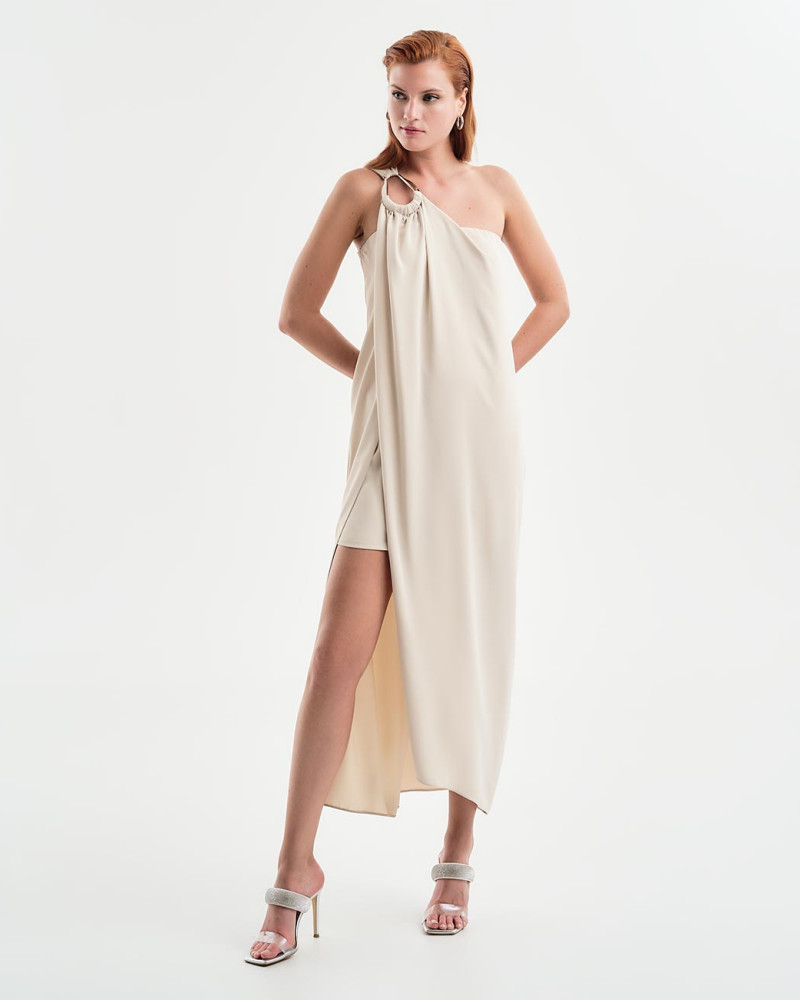 Long one-shoulder dress with buckle