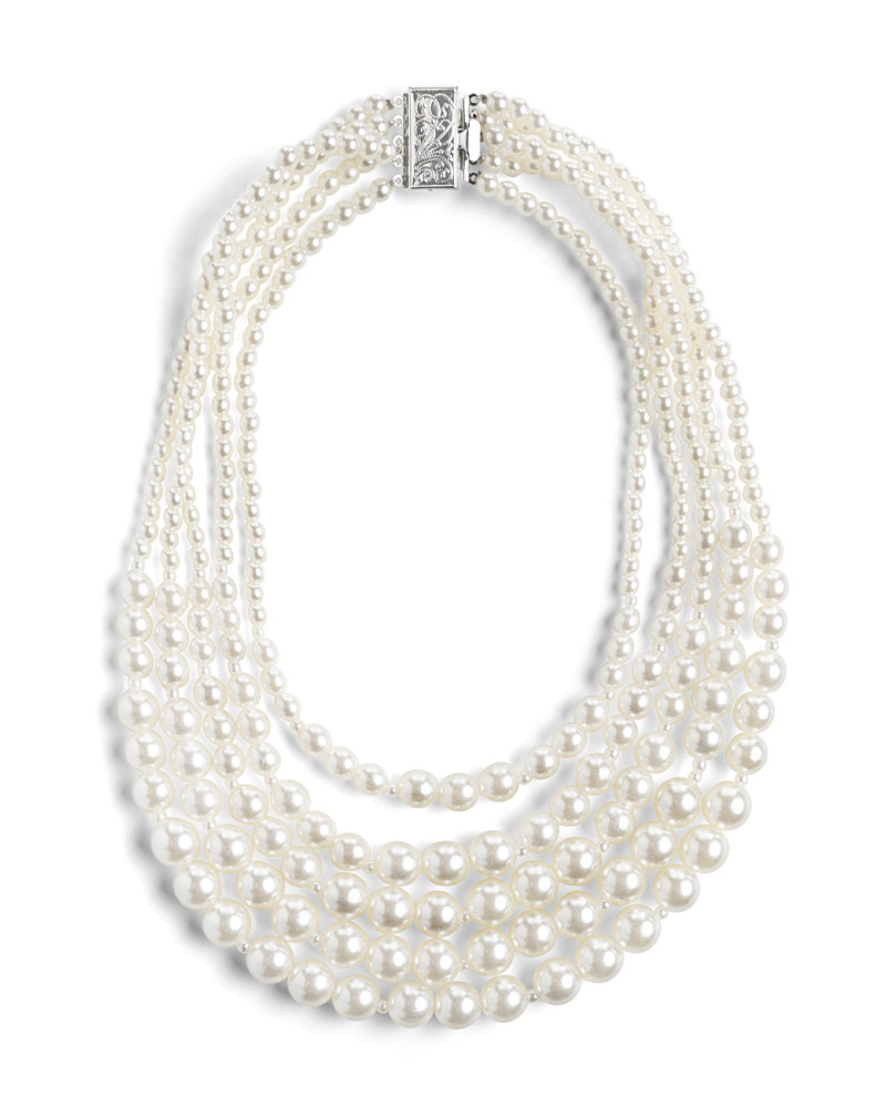 Νecklace with four levels of pearls