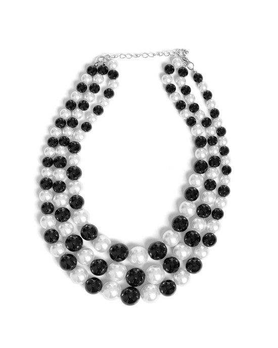 Black and white pearl necklace
