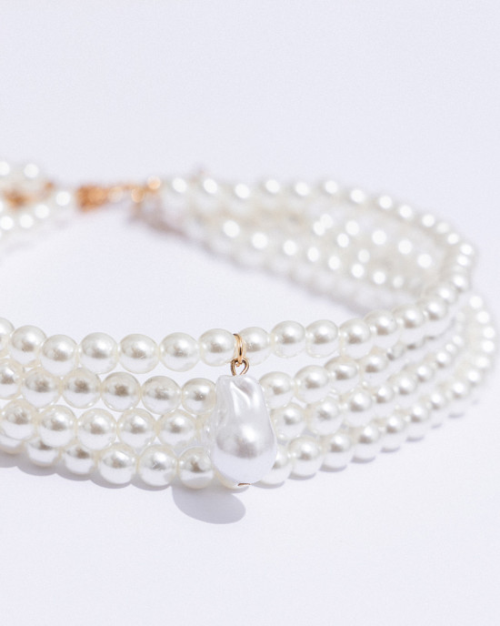 Pearl layers necklace