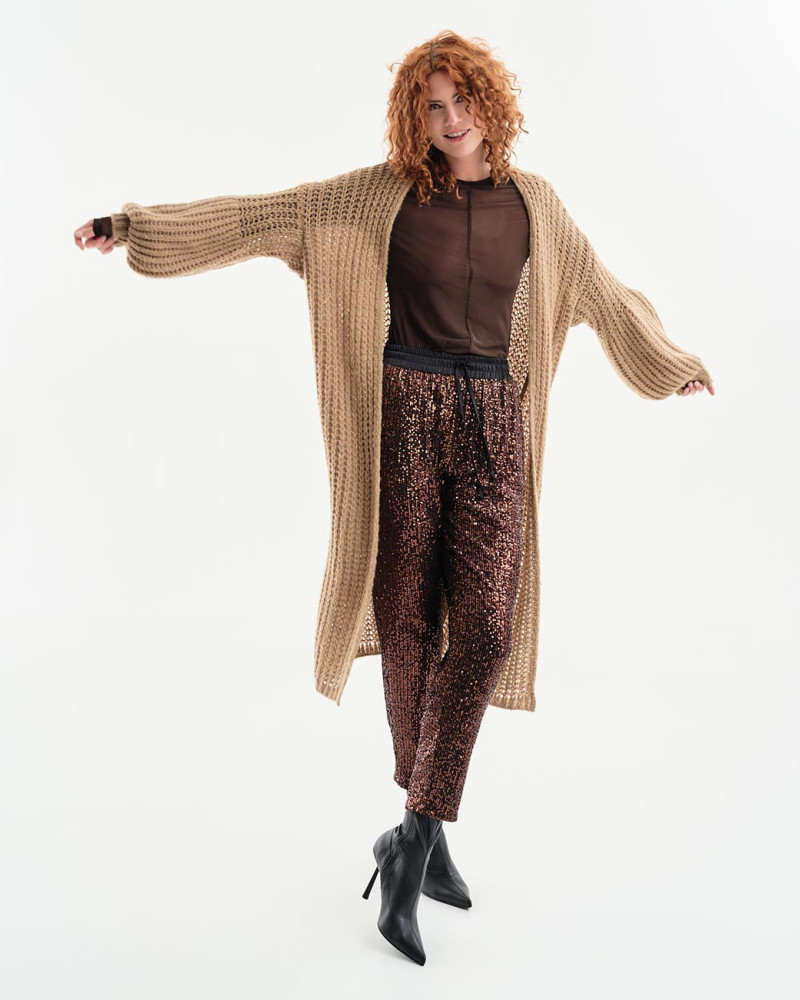 Knitted cardigan with puffed sleeves
