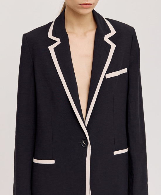 Blazer with contrasting details