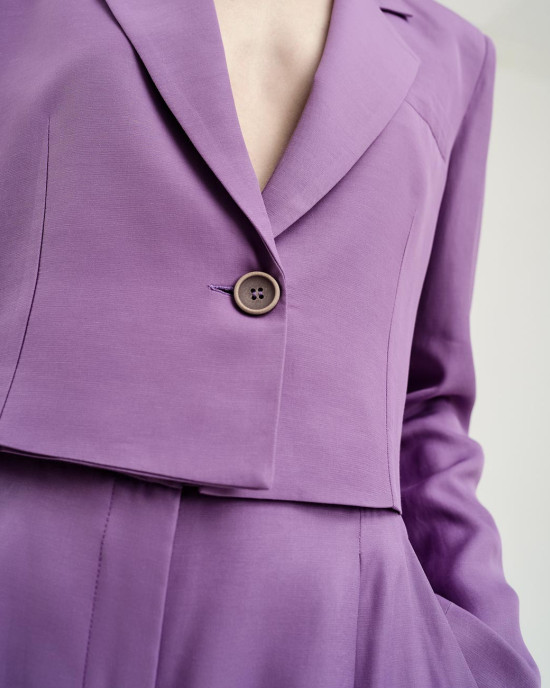 Single-button cropped blazer