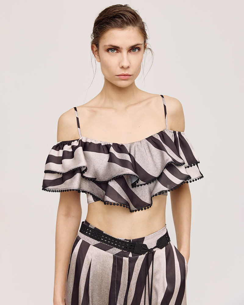 Cropped ruffled top