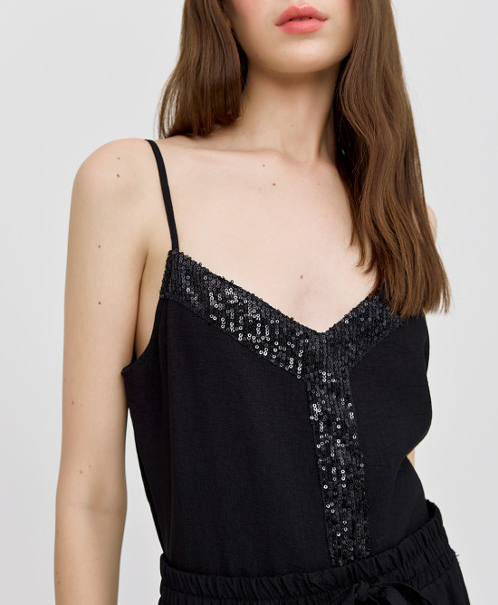 Top with straps and sequins