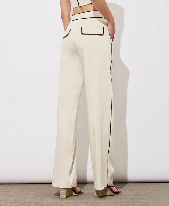 Pants with contrasting details
