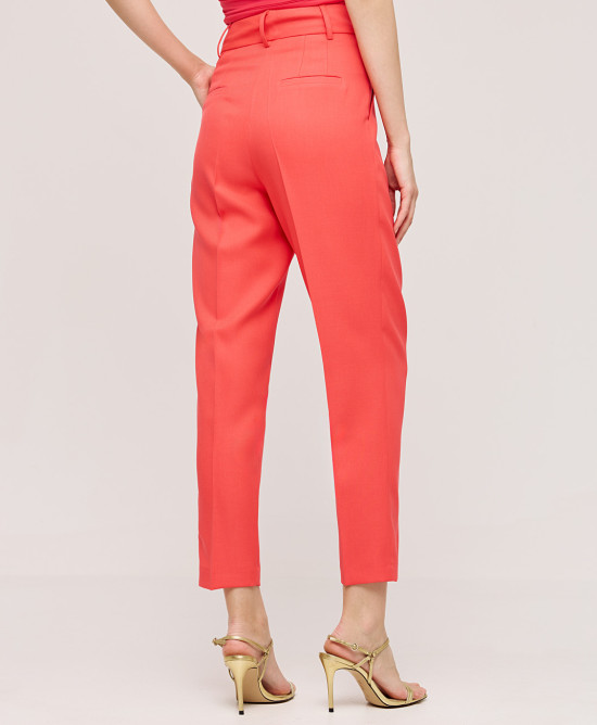 High-waist pants with buttons