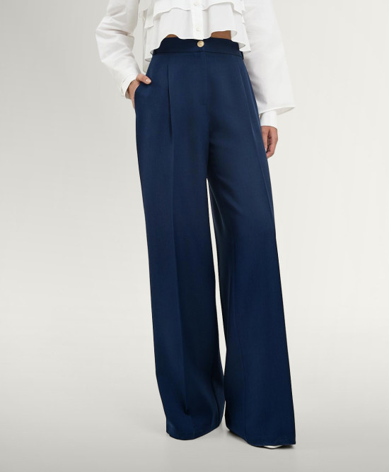 Pants wide-leg with a button