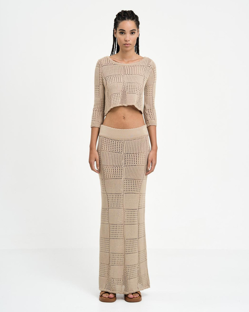 Knitted maxi skirt
