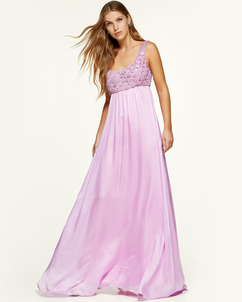 Maxi satin dress with lace