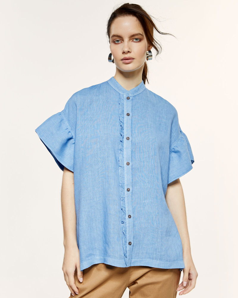Shirt with ruffle sleeves