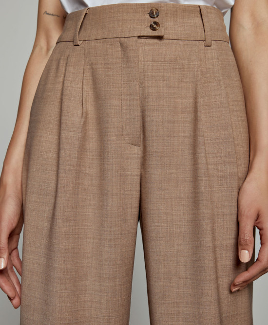 Pants with pleats