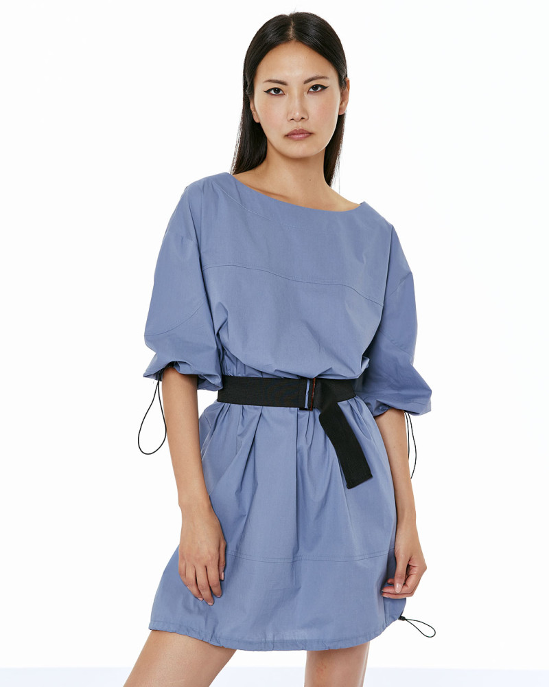 Mini dress with elastic belt