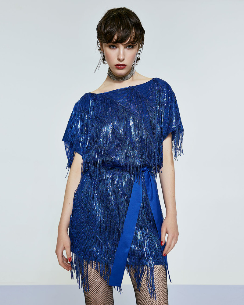 Boxy dress with sequins and fringe trims