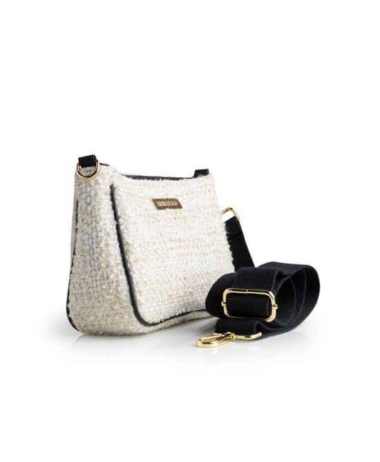 Knit bag with zipper