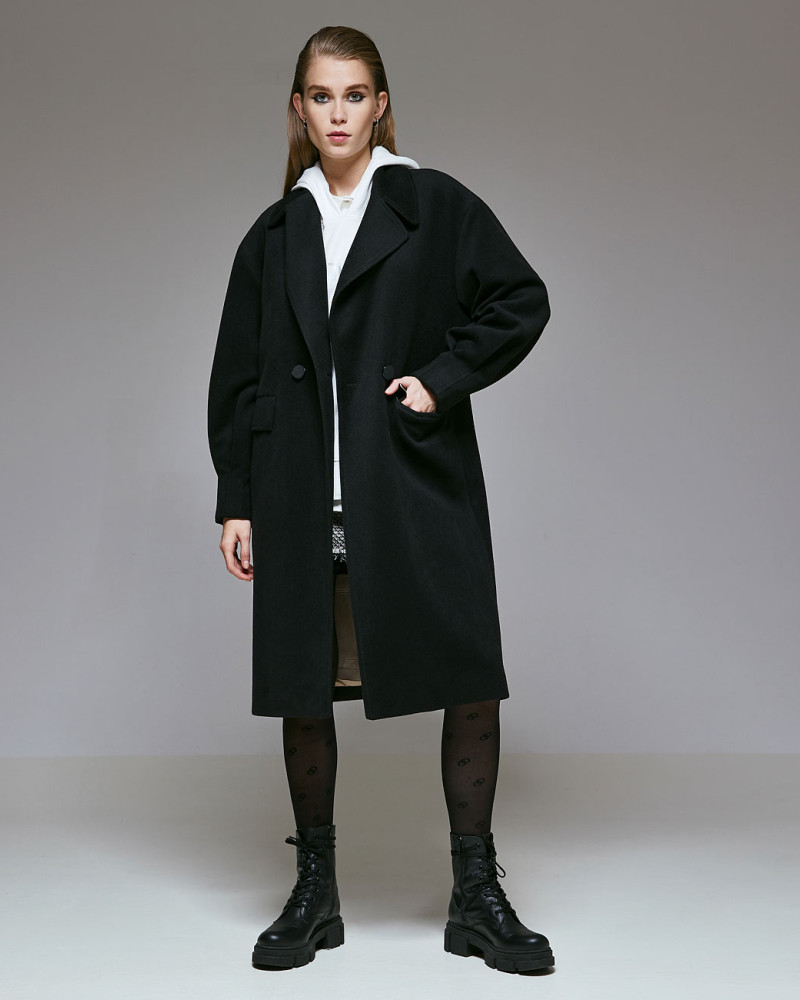 Double-breasted puff sleeve coat